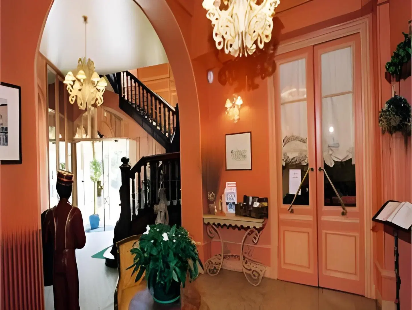 de Bourgogne - Mâcon LOUNGE_LOBBY