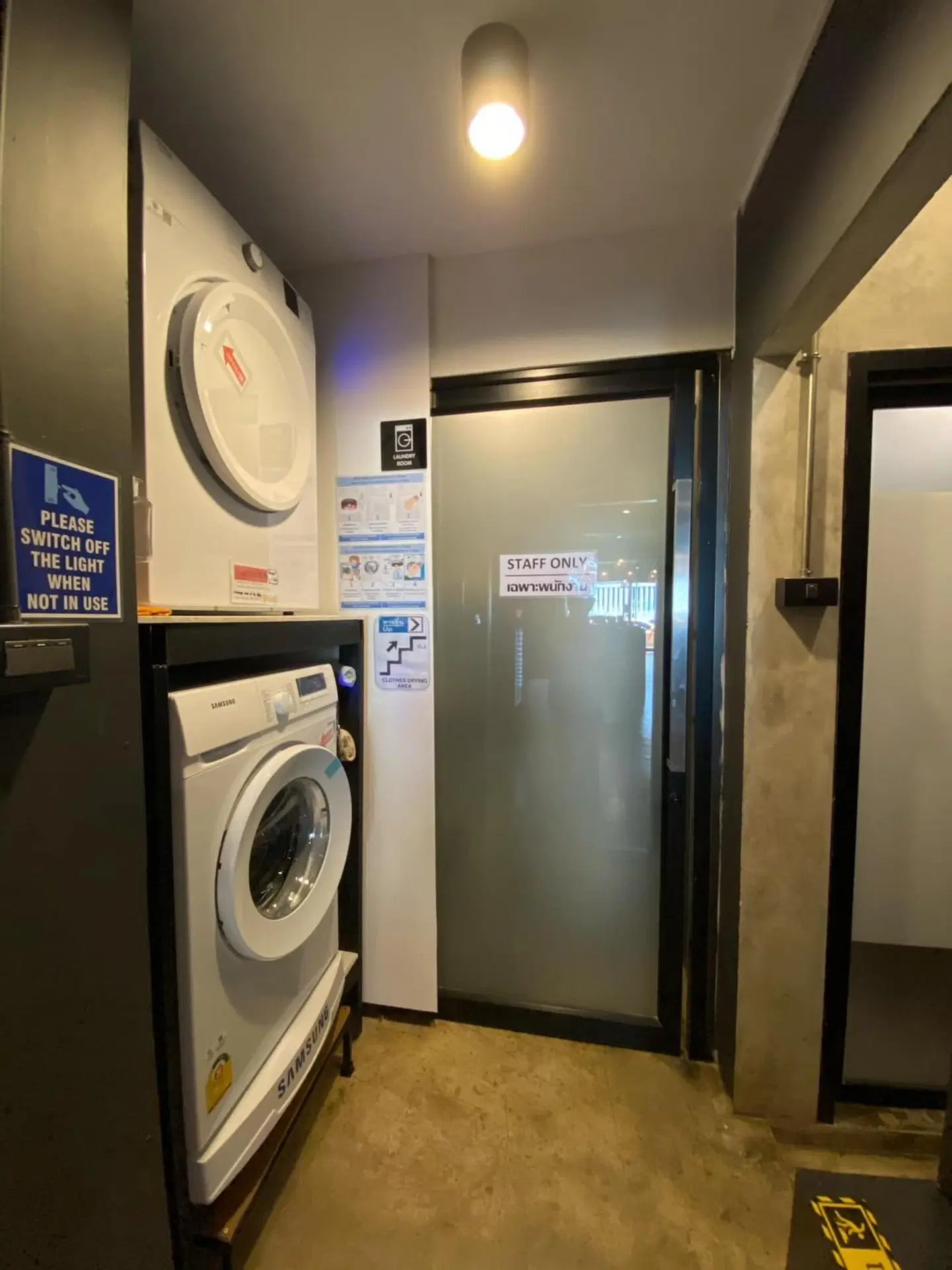 Ekanek Hostel Badezimmer