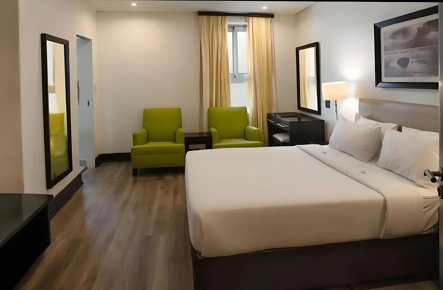 Parade Hotel ROOM_EXAMPLE