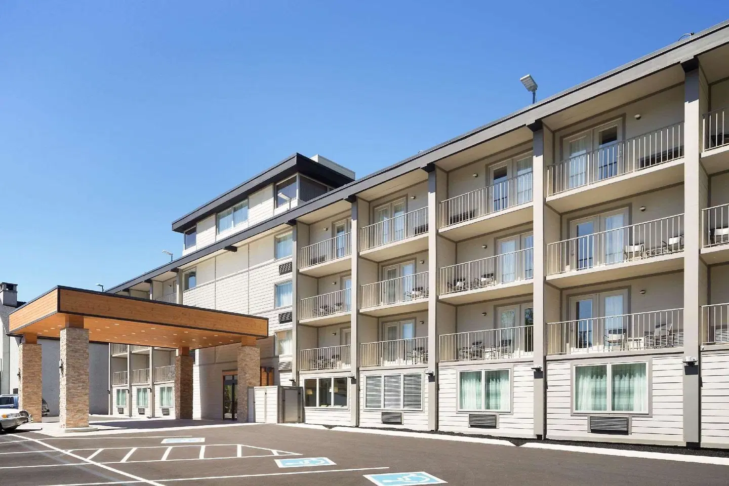 Country Inn & Suites by Radisson, Gatlinburg, TN EXTERIOR