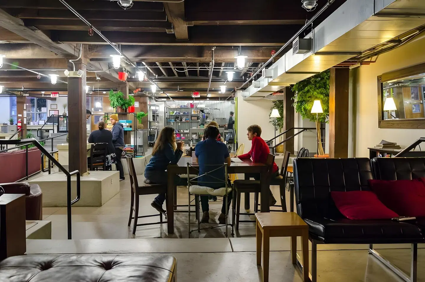 Nashville Downtown Hostel Bar