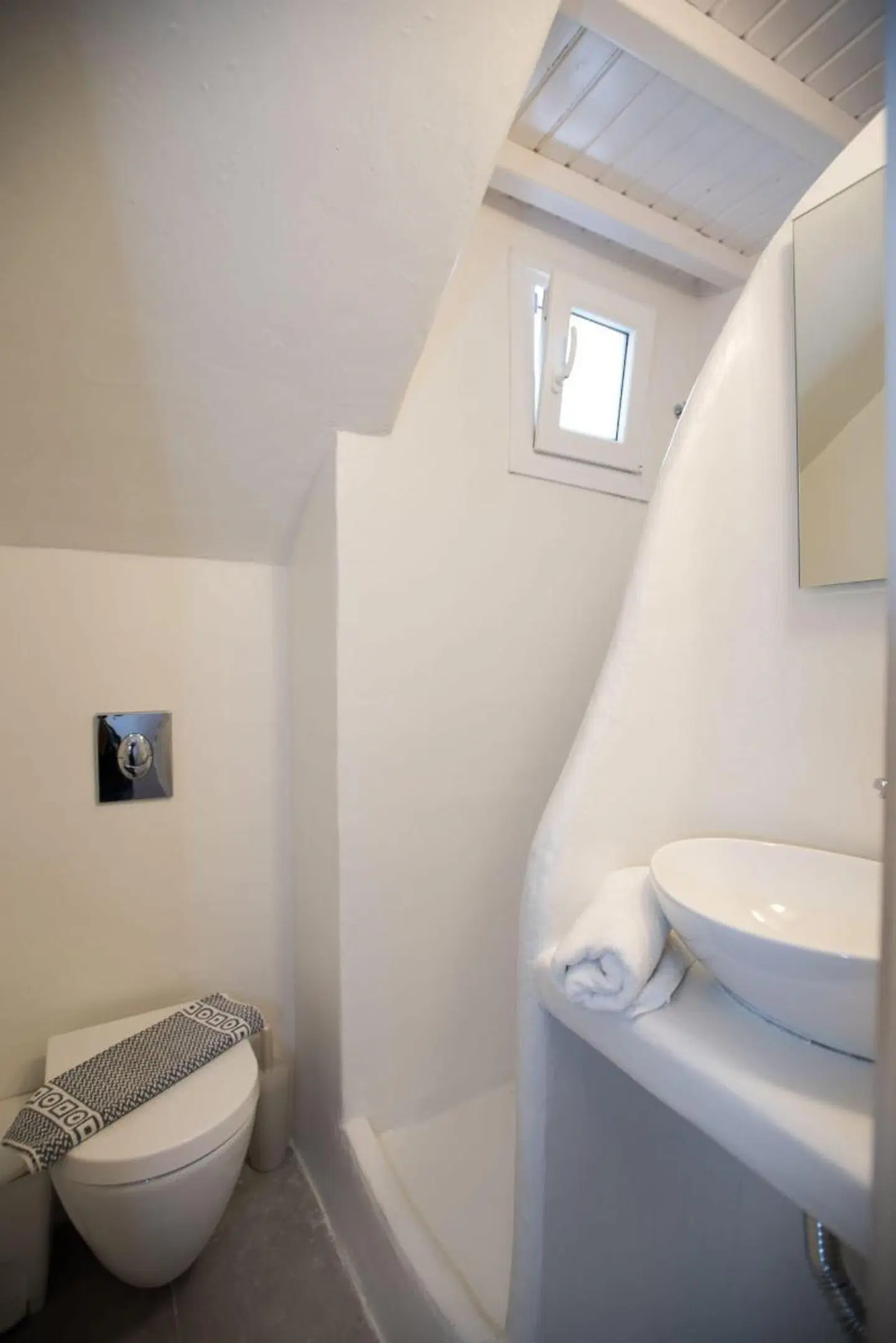 Lirous Studios Badezimmer