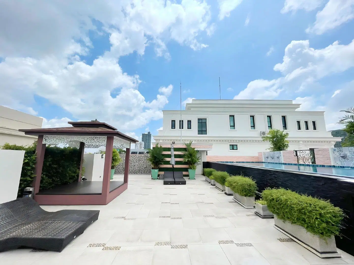 Aspira Hana Executive Apartment Thonglor EXTERIOR