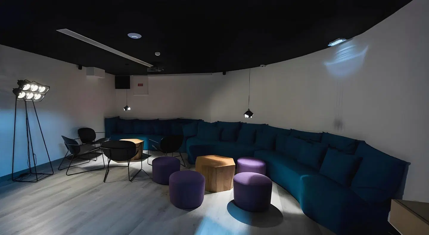 Bluesock Hostels Lisboa Konferenz