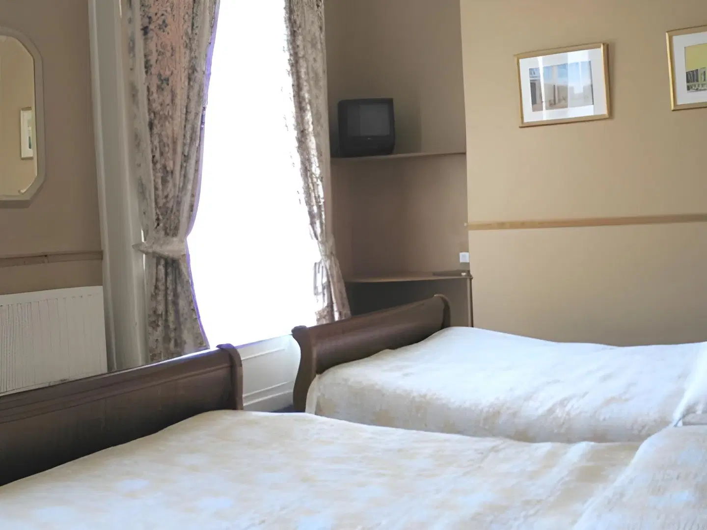 Harvey's Guesthouse ROOM_EXAMPLE