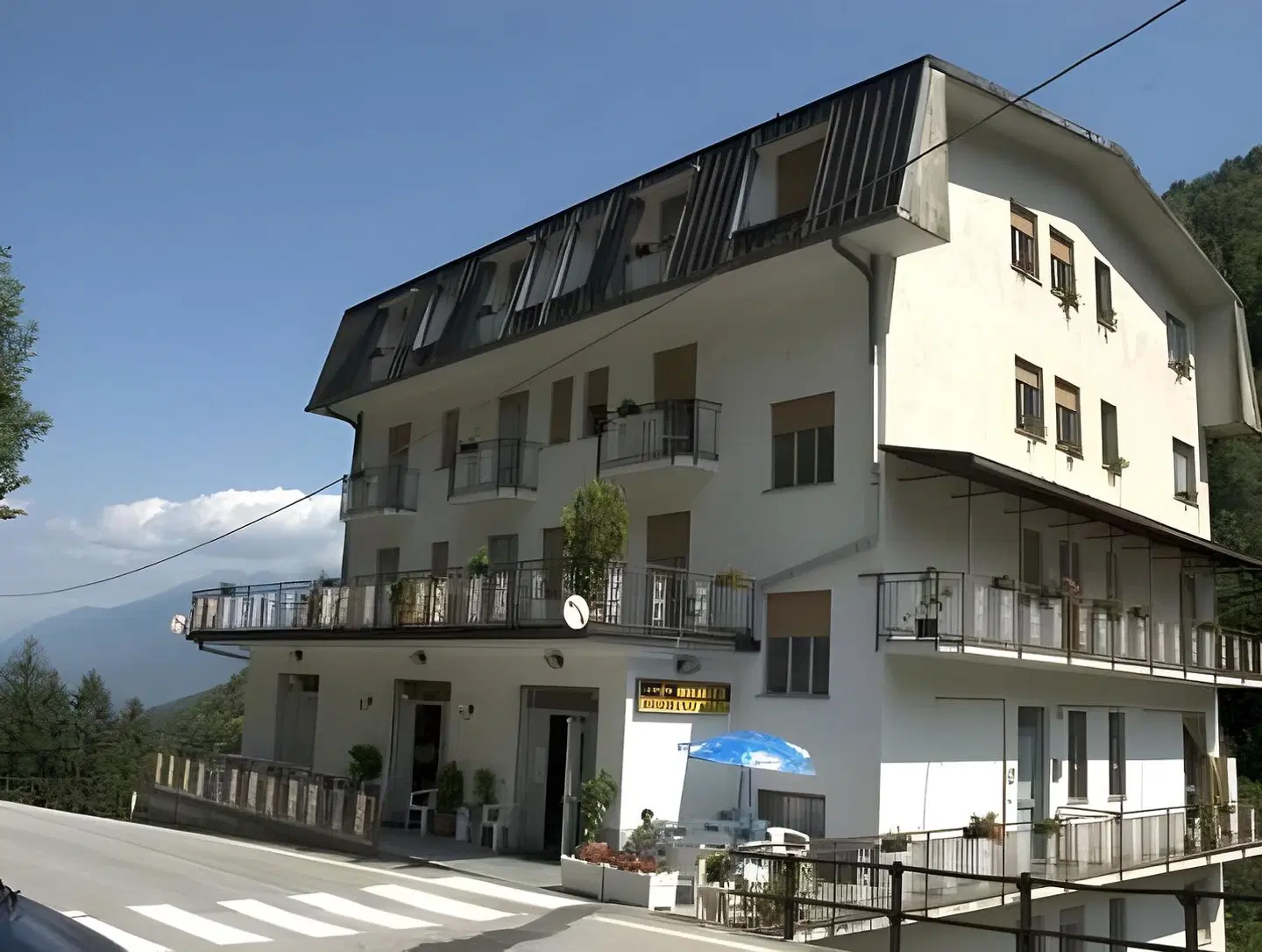 Albergo Ristorante Regina EXTERIOR