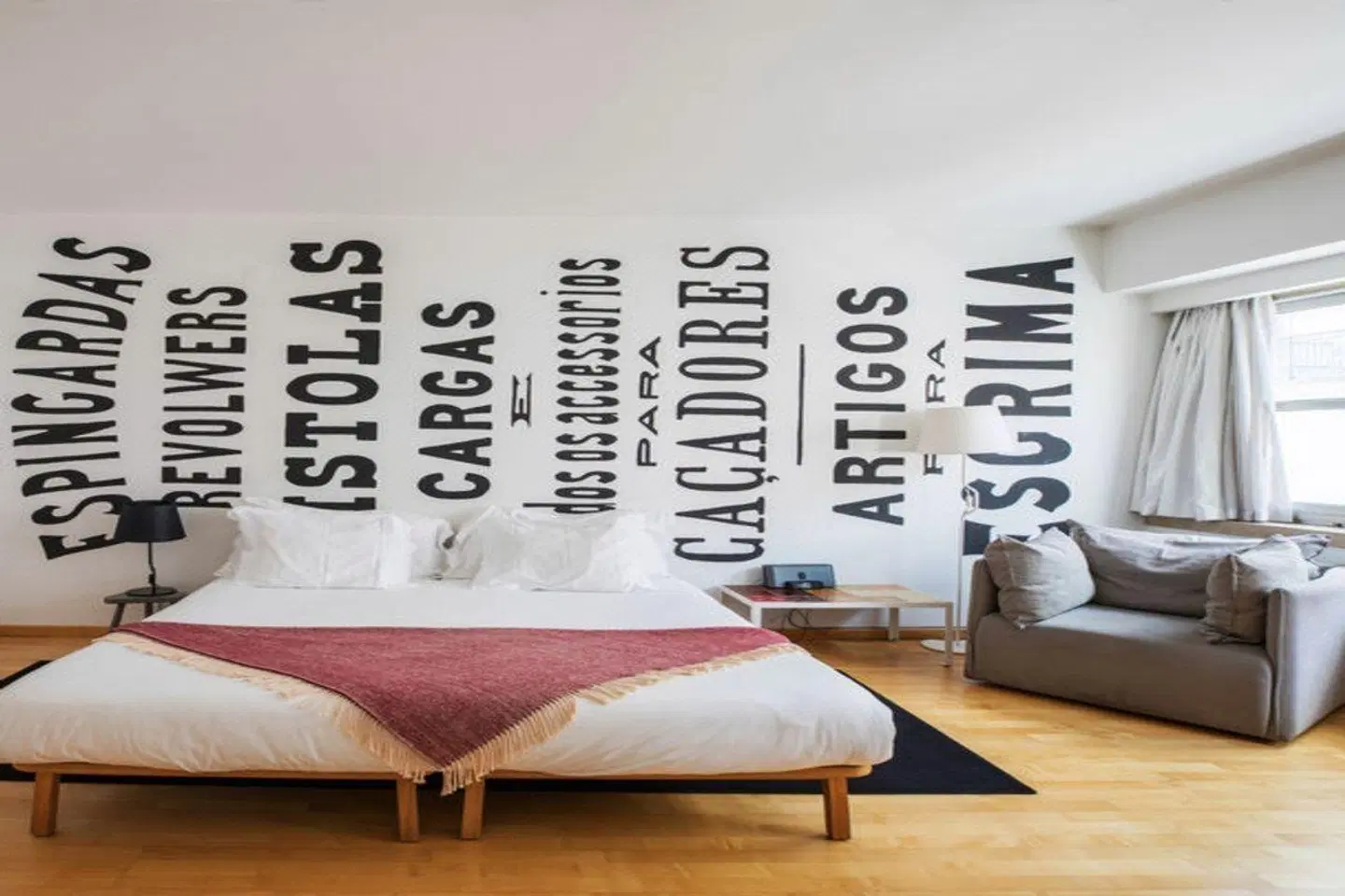 The Lisbonaire Apartments ROOM_EXAMPLE