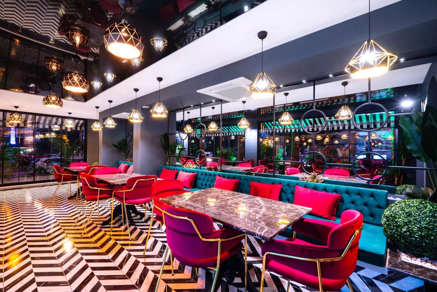 Basel Hotel Bar