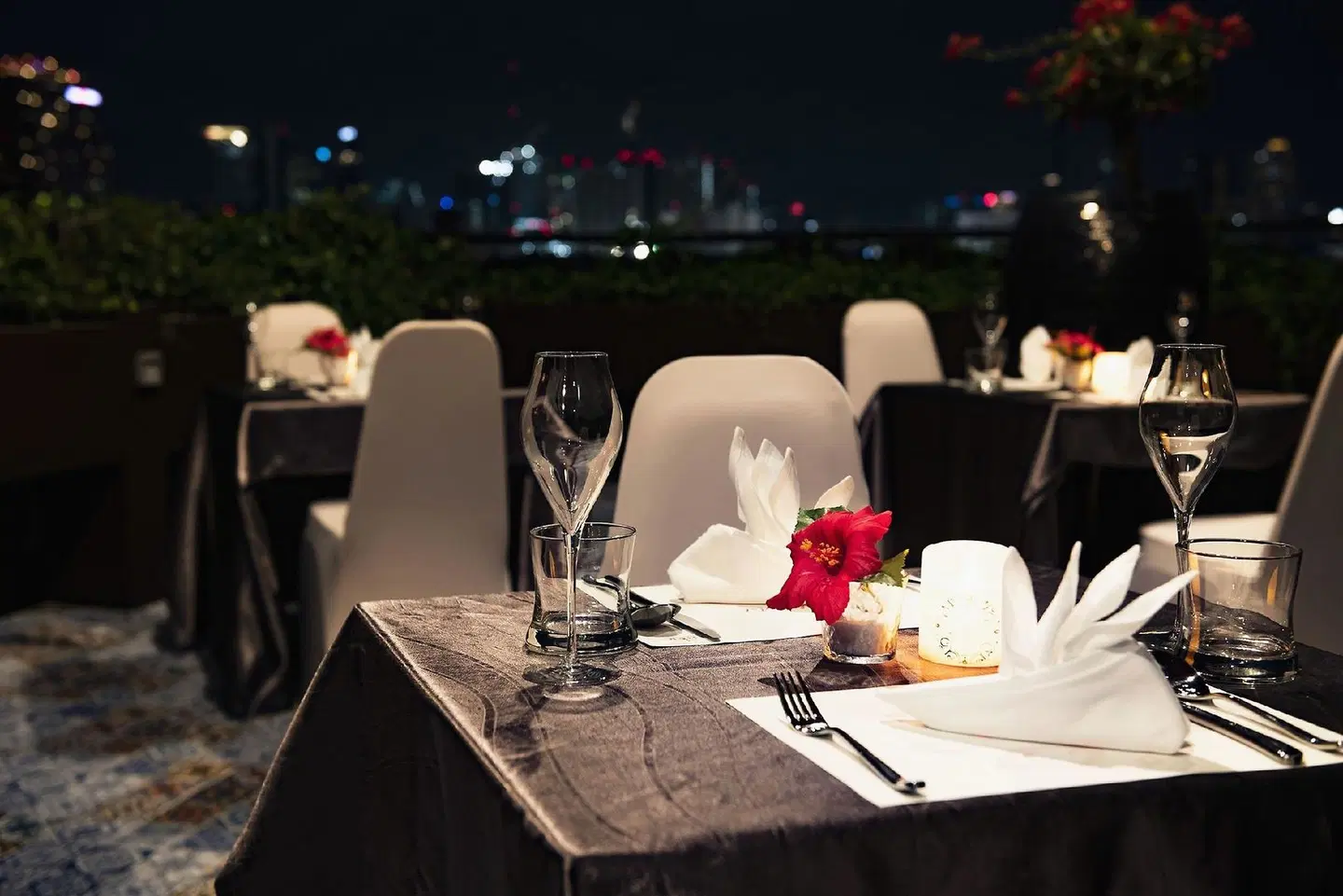 Dhevi Bangkok Hotel Restaurant