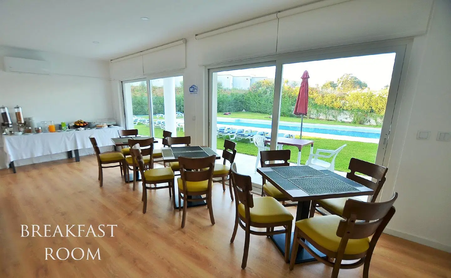 HILLTOP OASIS Lisbon Lux Oeiras Restaurant