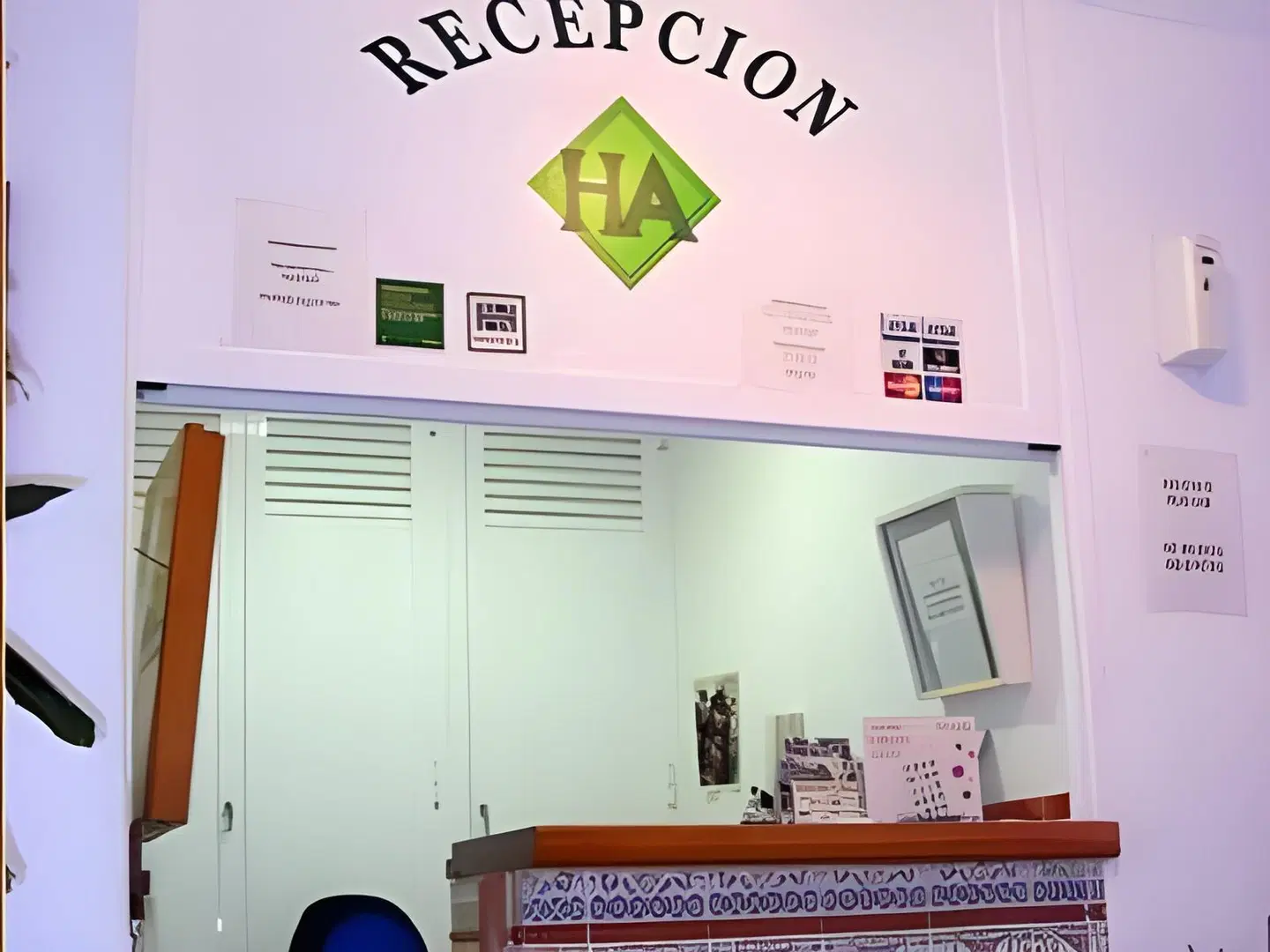 Hostal Andalucia ROOM_EXAMPLE