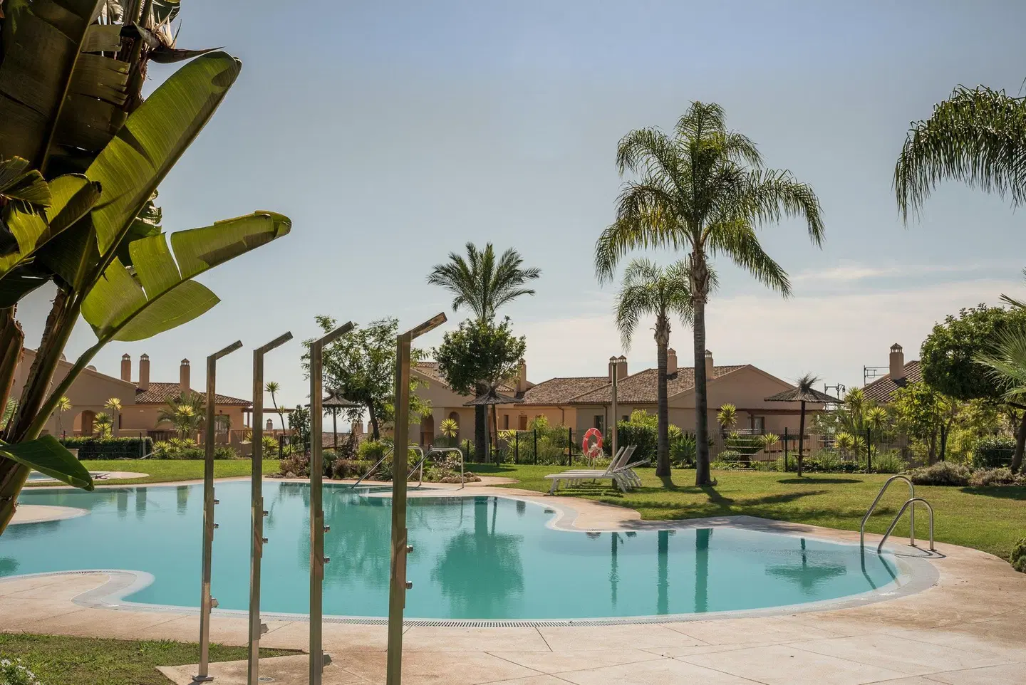 Quartiers Marbella apartment hotel &resort OUTDOOR_POOL