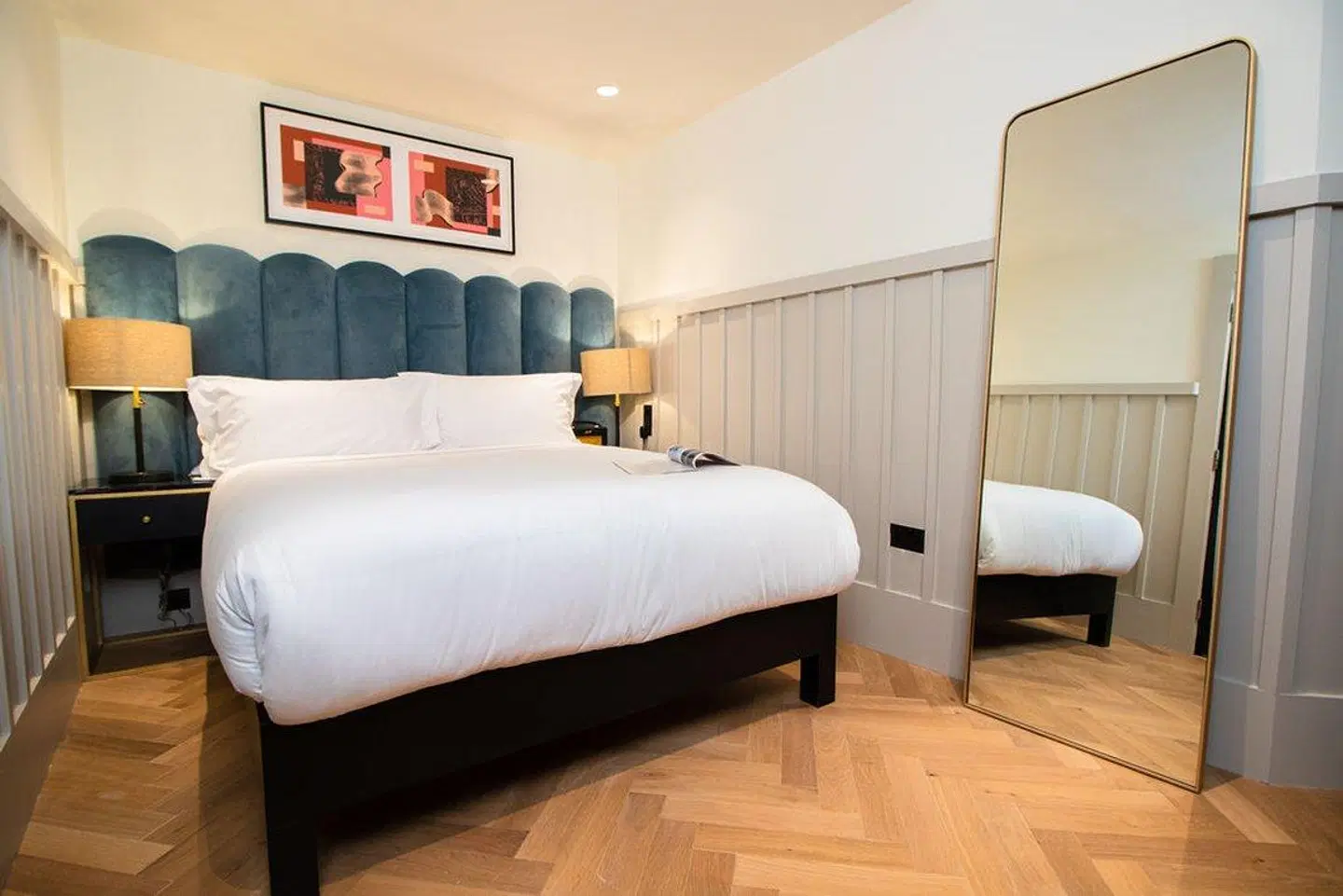 The Clarence ROOM_EXAMPLE