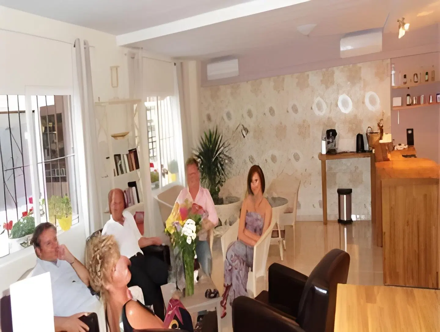 Hostal Marbella PEOPLE