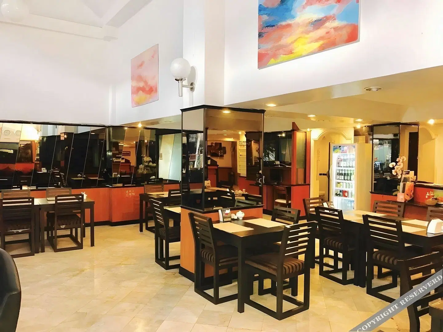 Maxim S Inn Restaurant