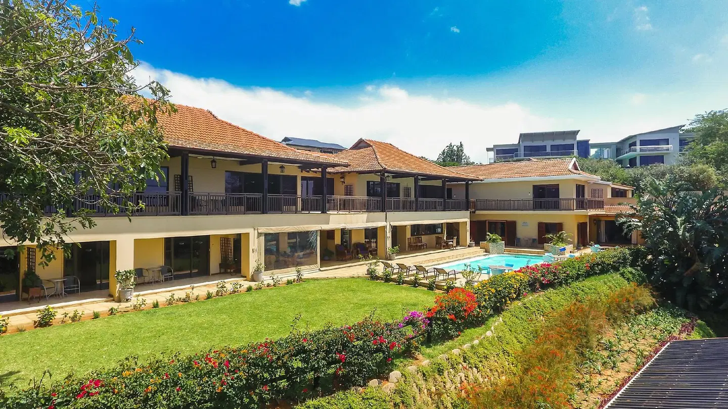 Meander Manor EXTERIOR