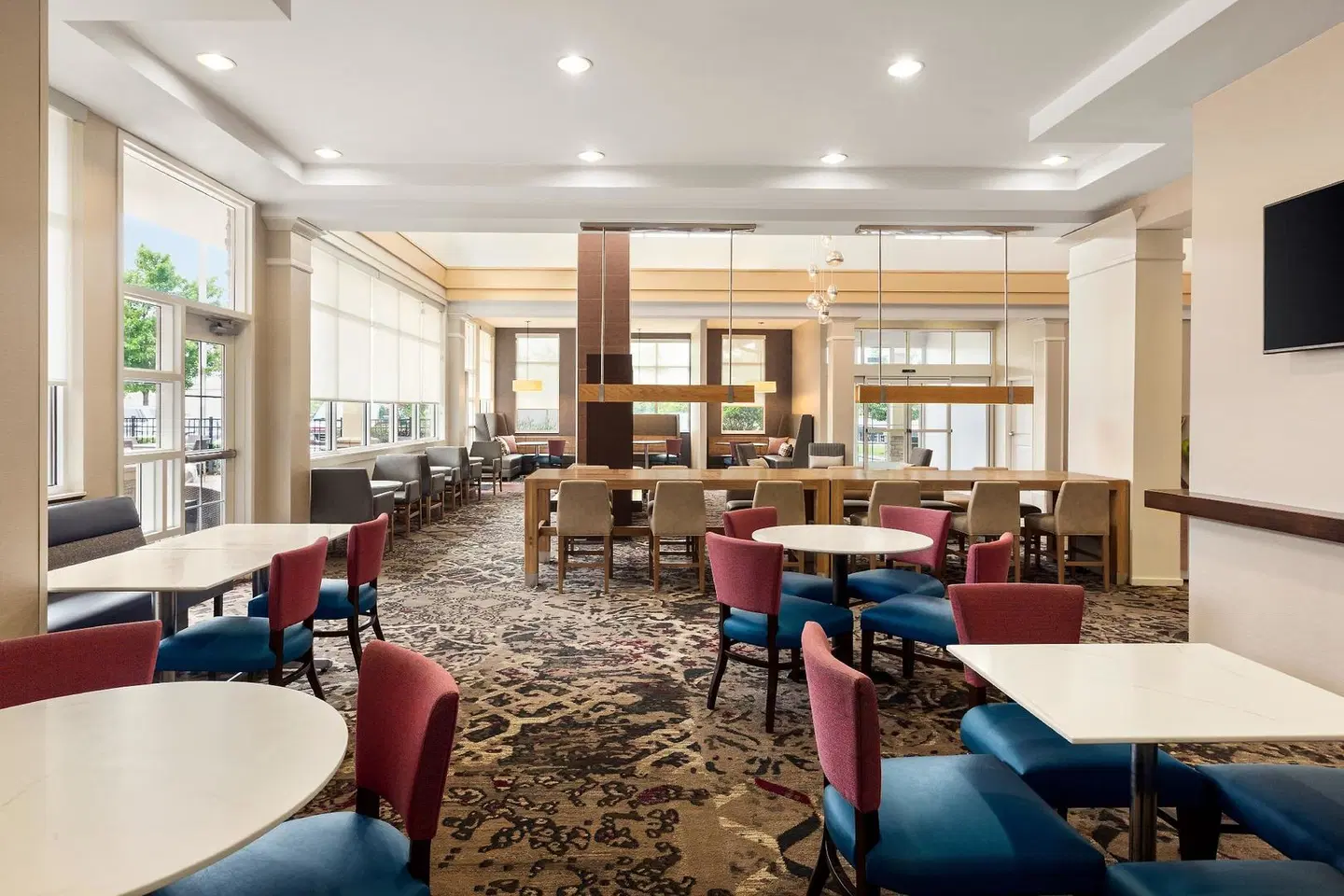 Residence Inn by Marriott Chattanooga Near Hamilton Place Bar