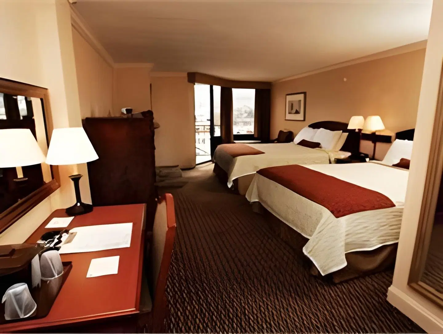 Edgewater Hotel and Conference Center ROOM_EXAMPLE