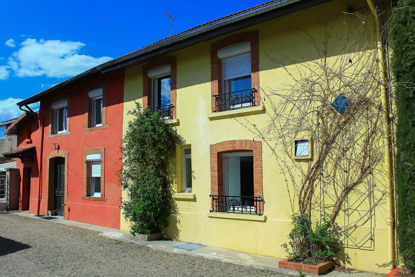 O'Lodge EXTERIOR