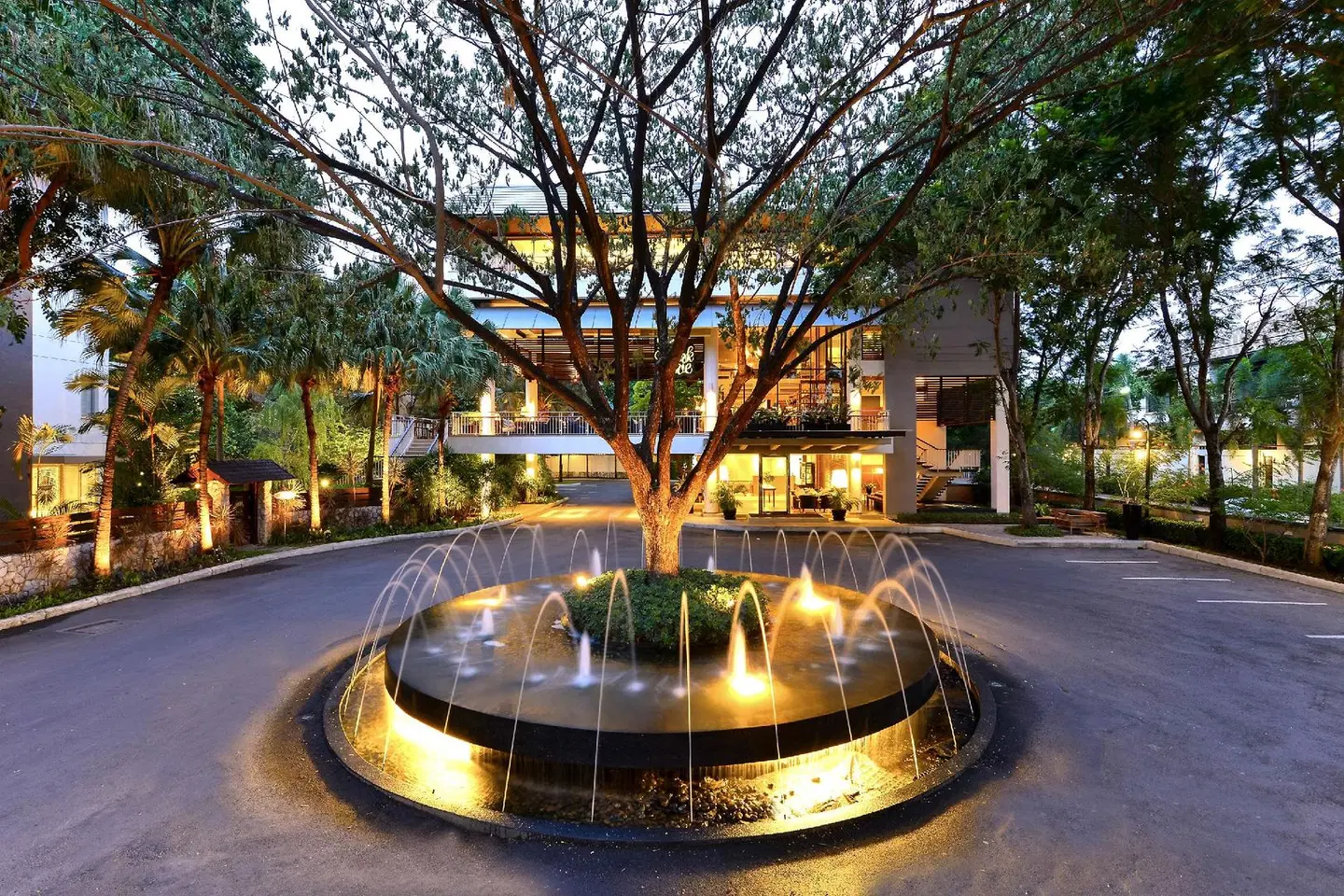 Park 9 EXTERIOR