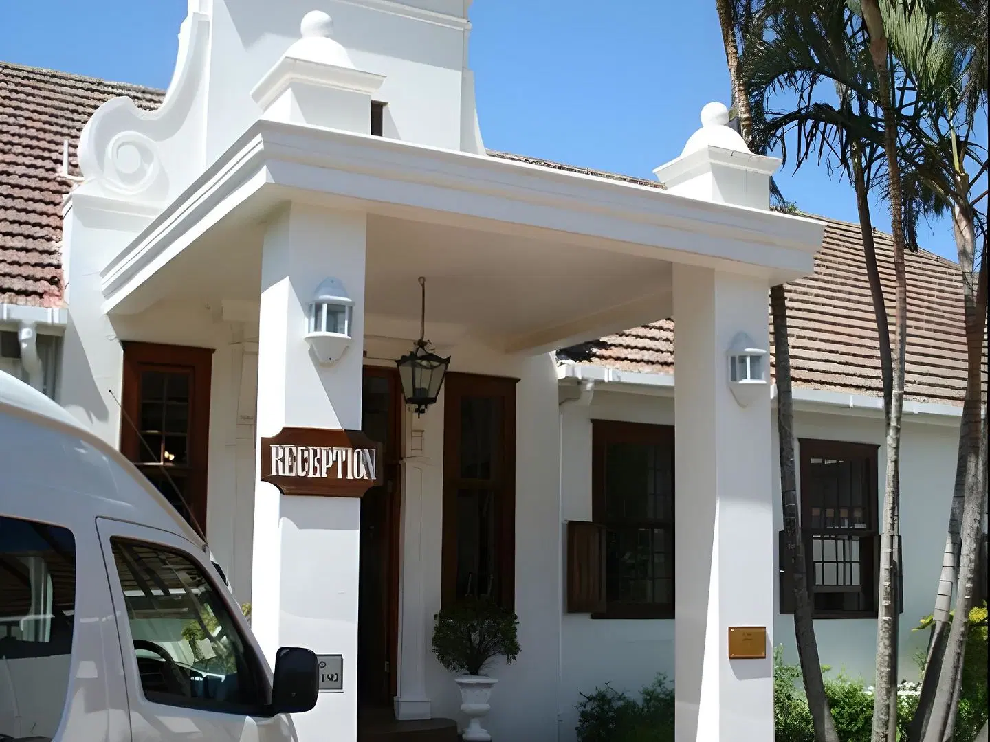 The Estuary Hotel & Spa EXTERIOR