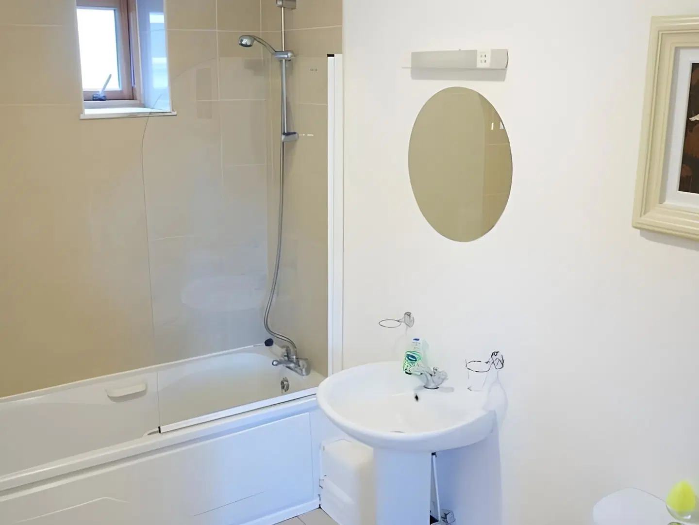 Parnell Apartments Badezimmer