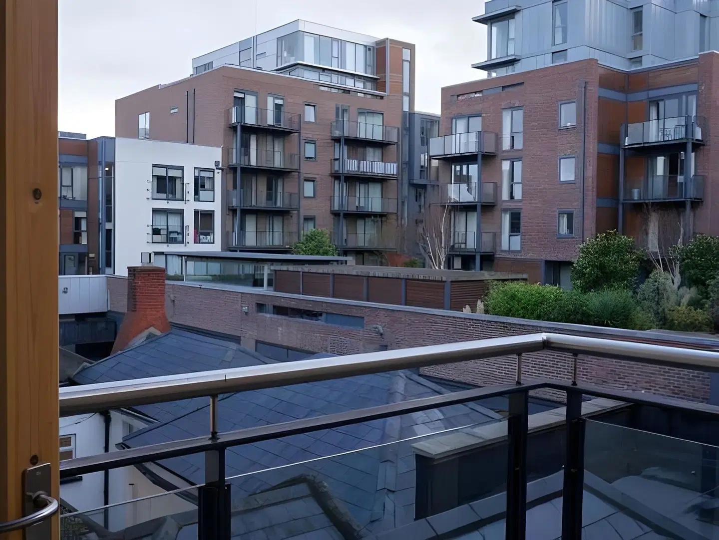 Parnell Apartments EXTERIOR