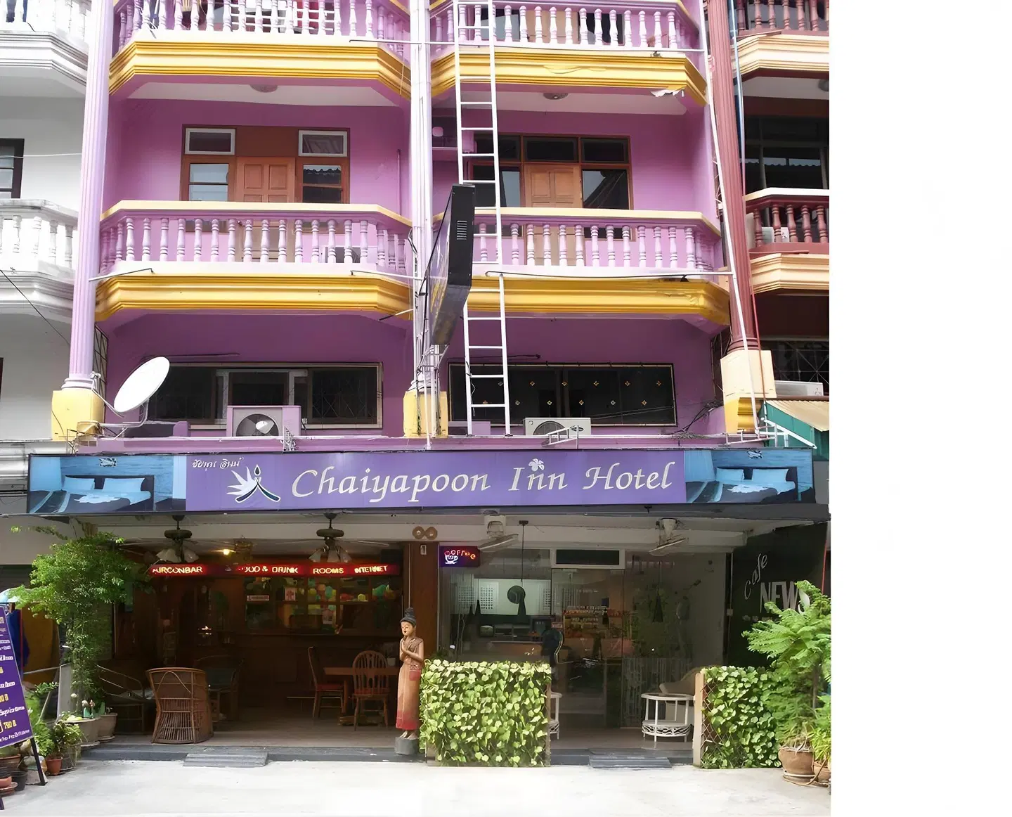 Chaiyapoon Inn EXTERIOR