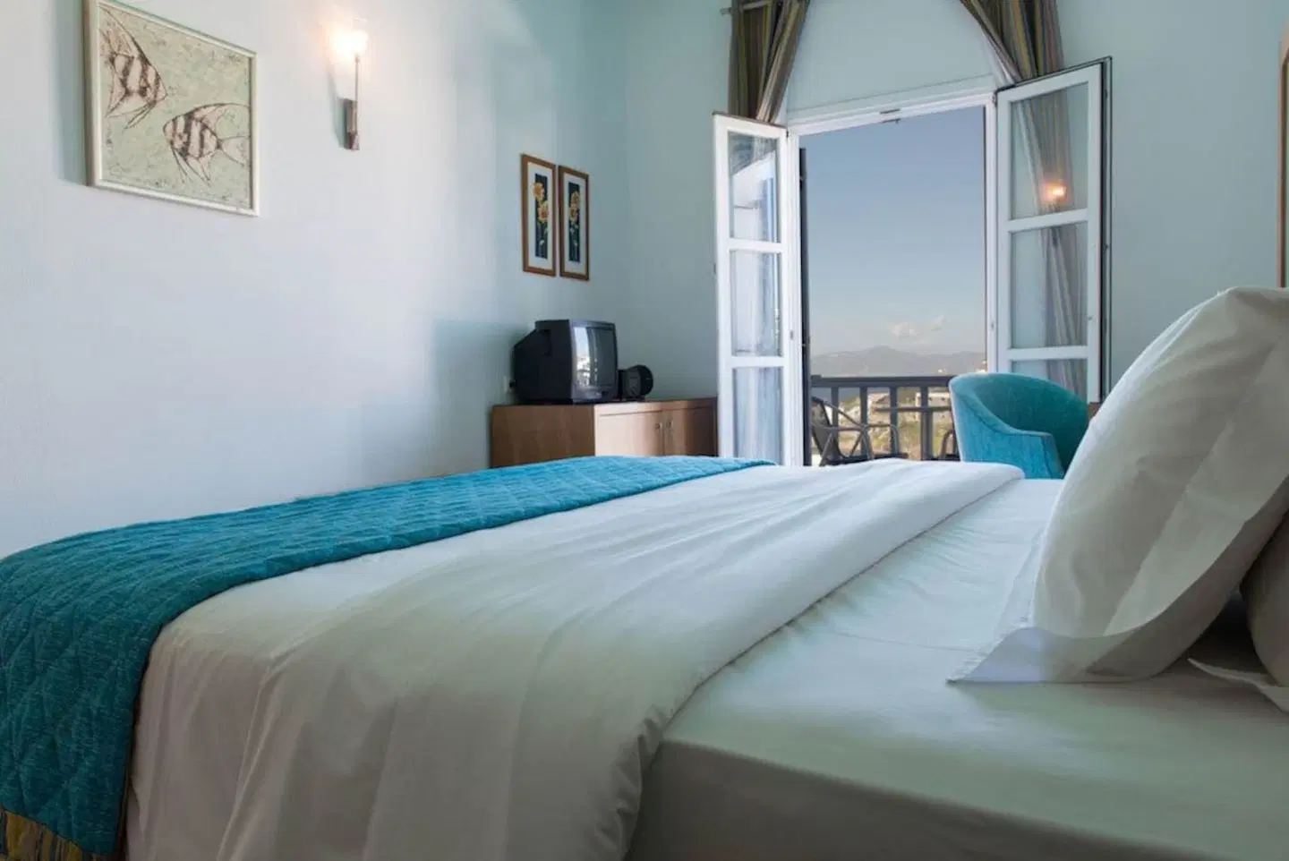 Poseidon Hotel Suites ROOM_EXAMPLE