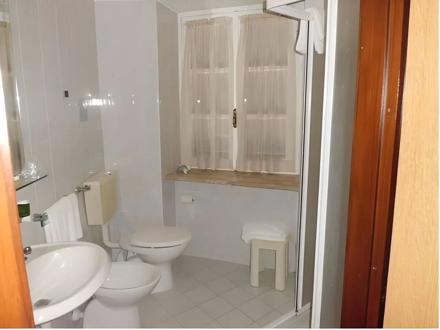 Nuovo Hotel Giardini Badezimmer