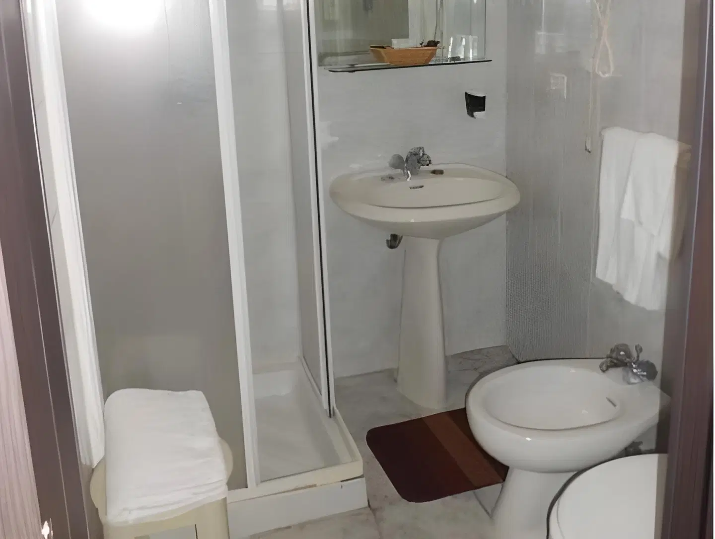 Nuovo Hotel Giardini Badezimmer