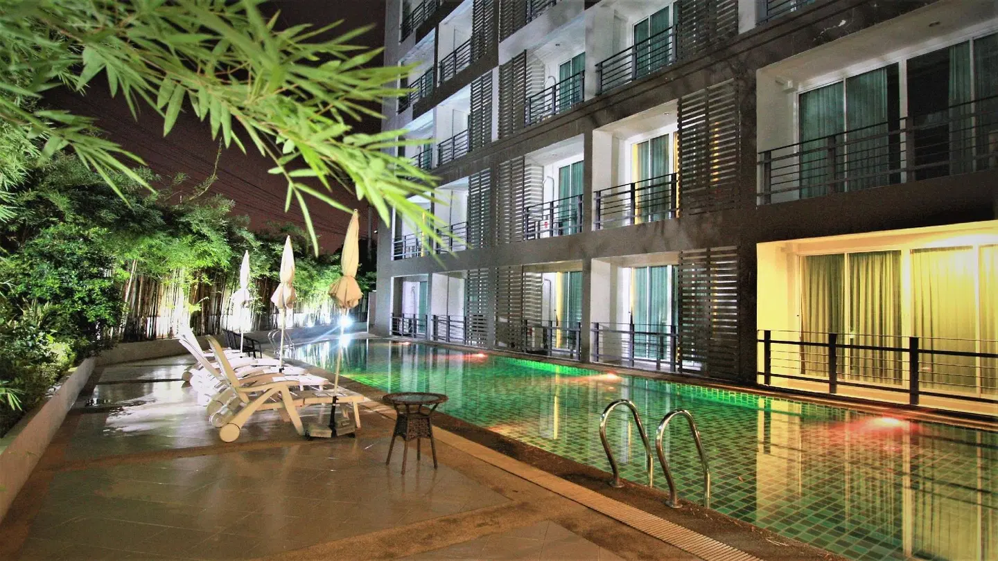 Retreat By The Tree Pattaya OUTDOOR_POOL