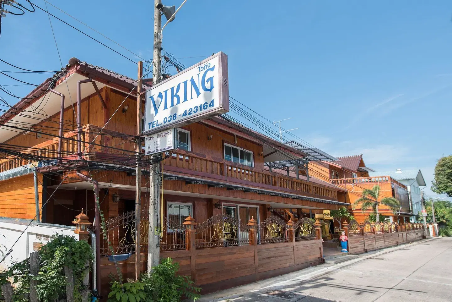 Viking Resorts EXTERIOR