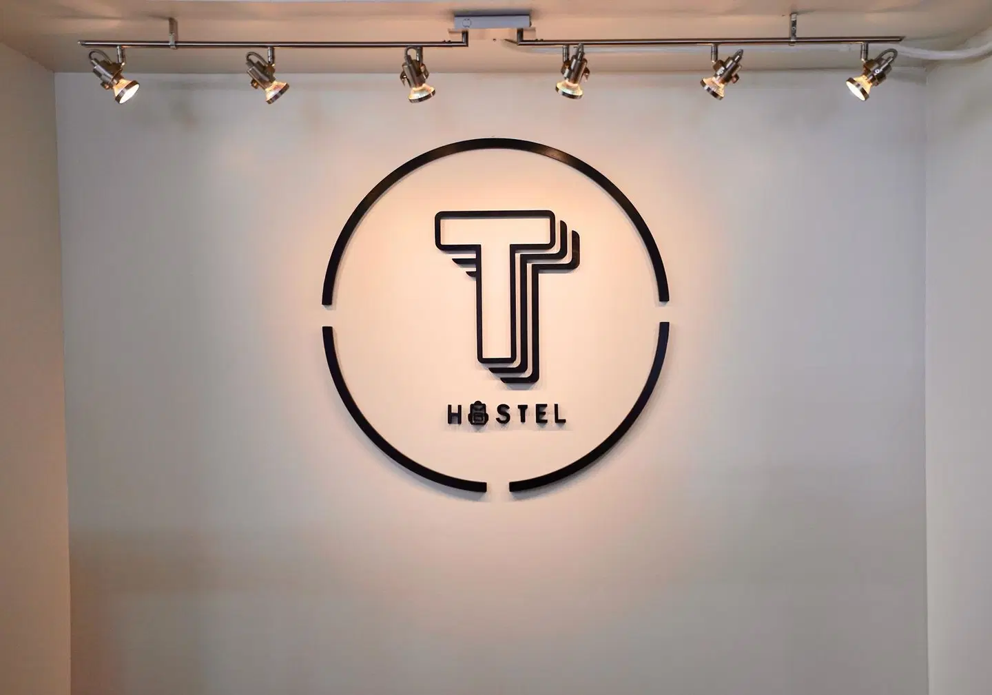 T Hostel @ Victory Monument SPORTS_AND_LEISURE