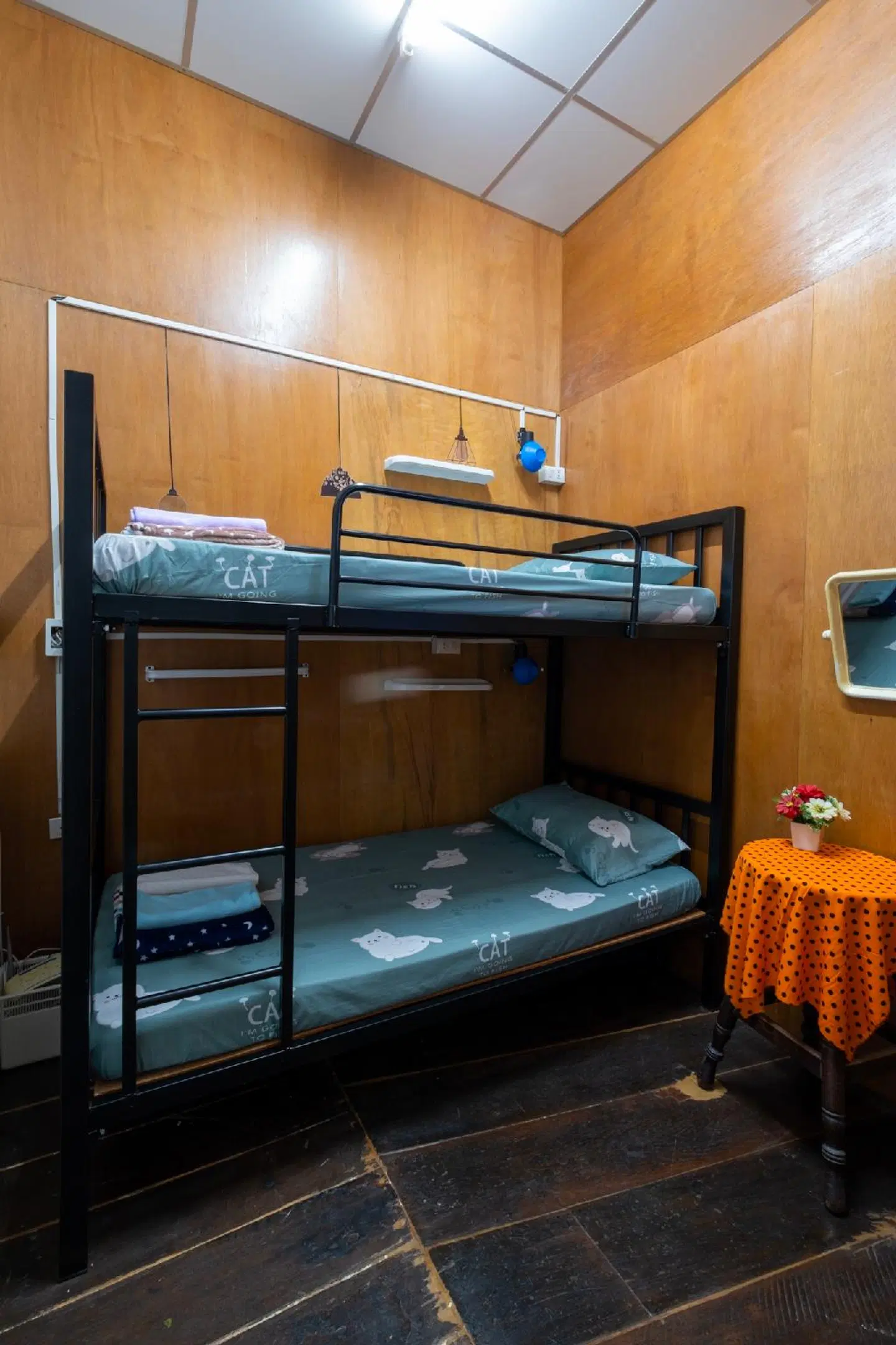 Sip N' Camp - Hostel ROOM_EXAMPLE