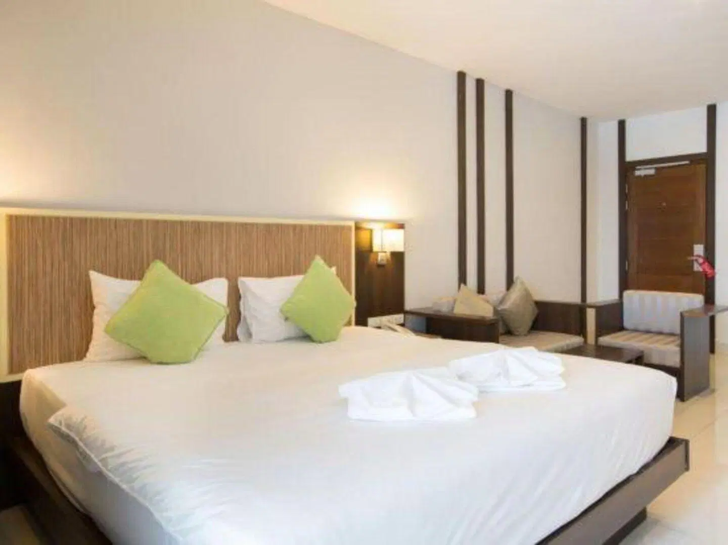 April Suites ROOM_EXAMPLE