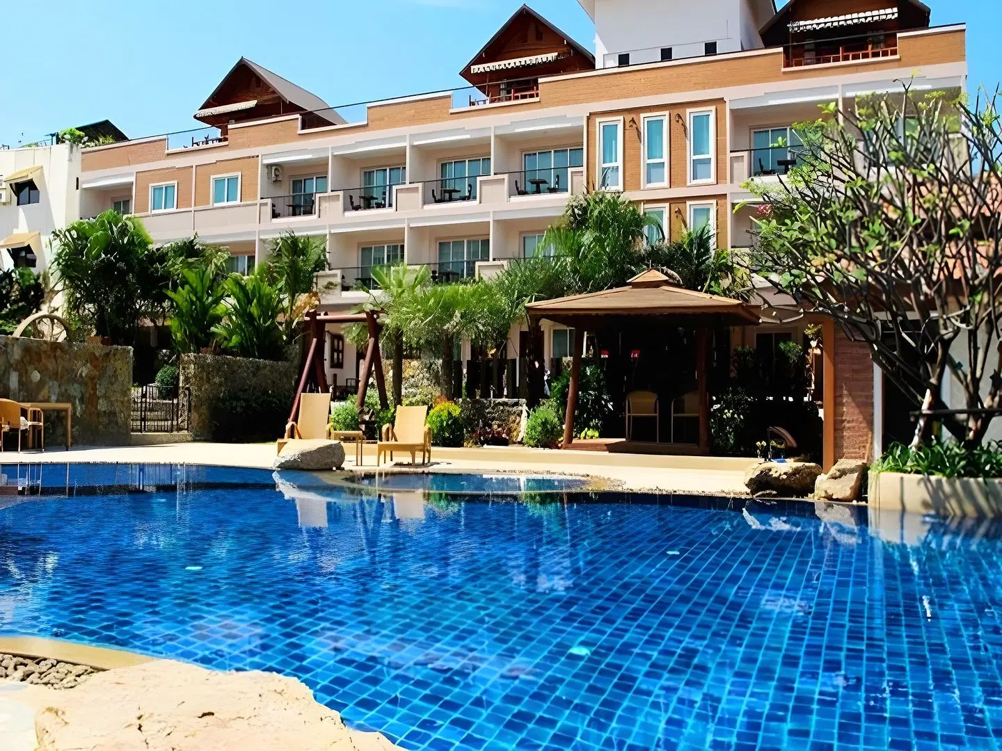 Harmony Inn OUTDOOR_POOL