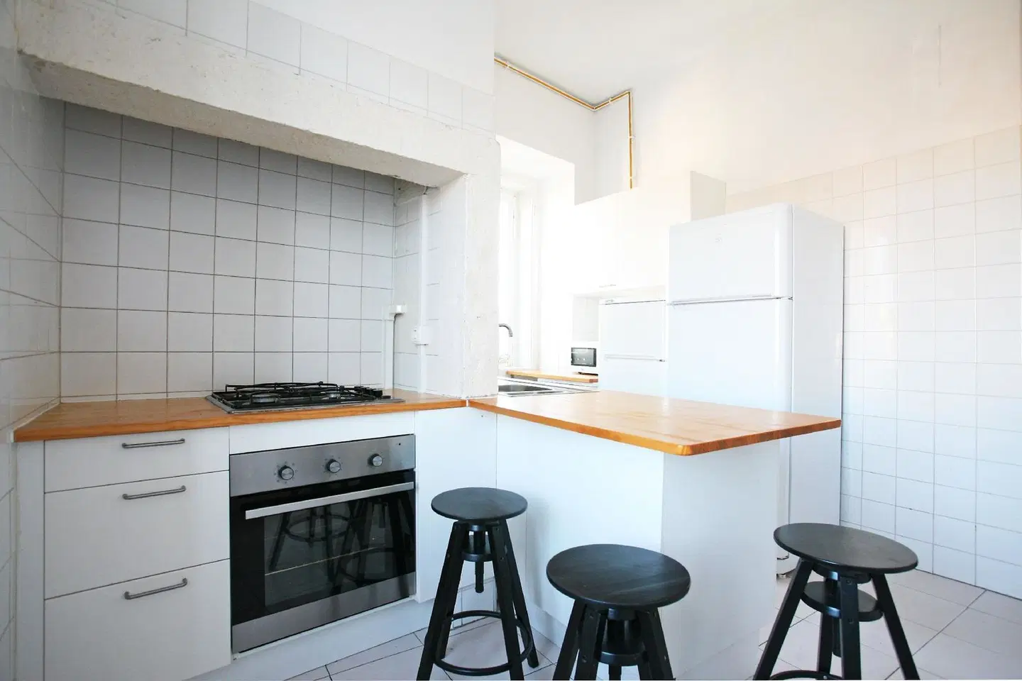 Friendly Hills Bairro Alto ROOM_EXAMPLE