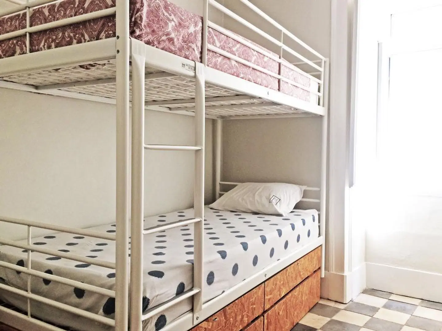 Friendly Hills Bairro Alto ROOM_EXAMPLE