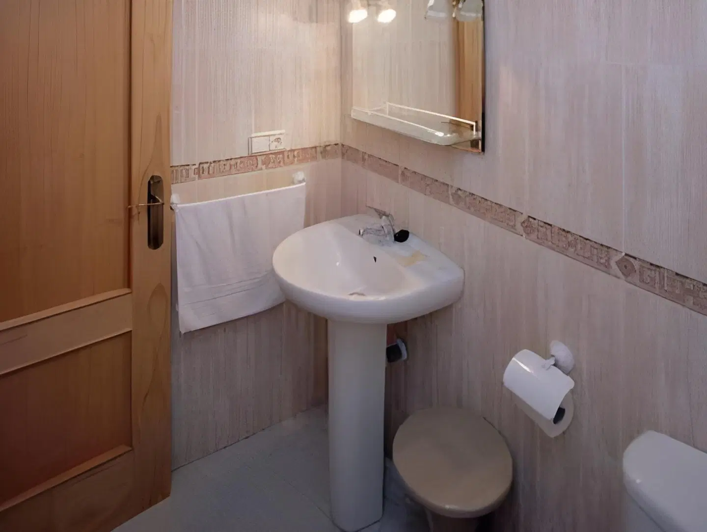 Apartamentos Casanova Badezimmer