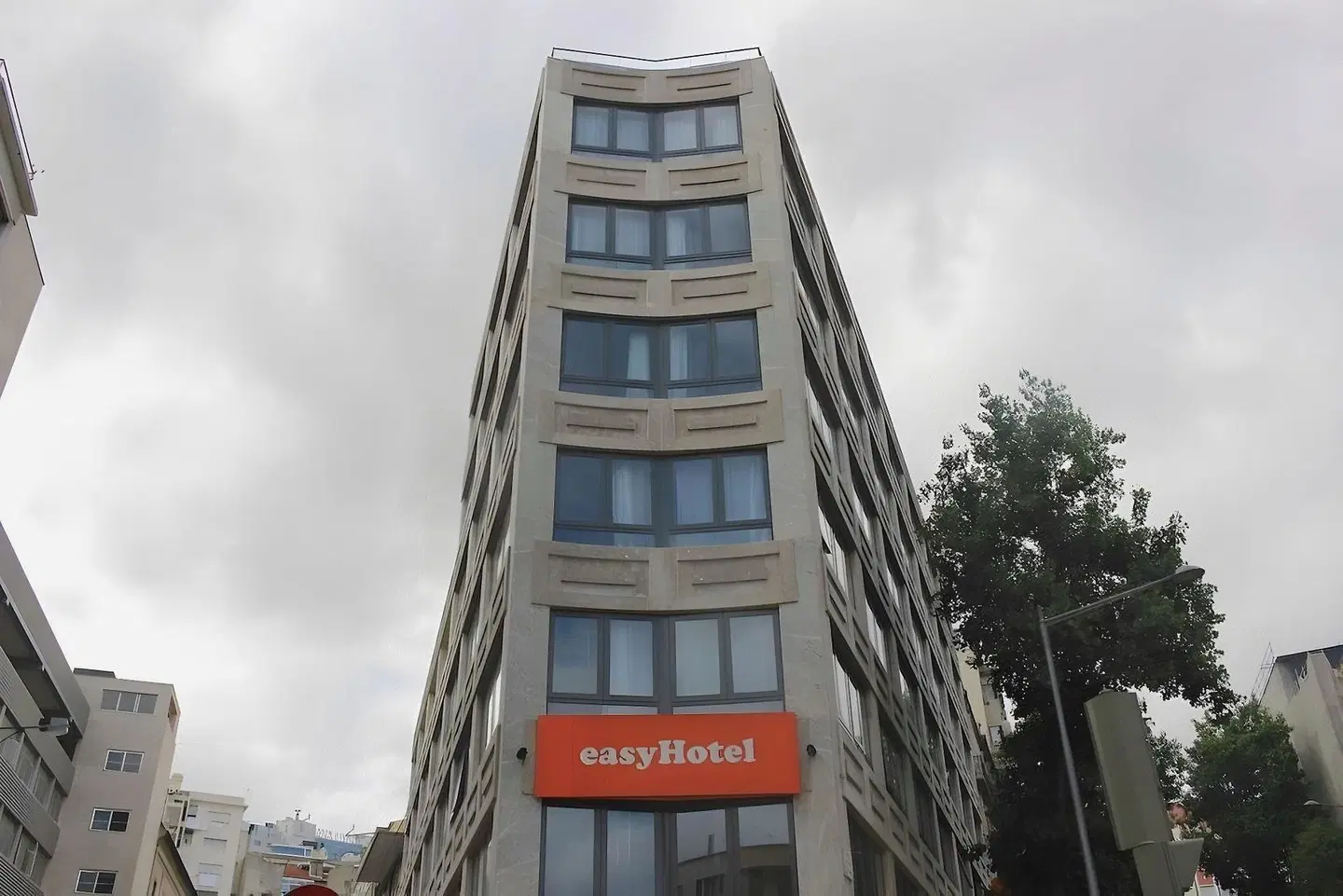 easyHotel Lisbon EXTERIOR