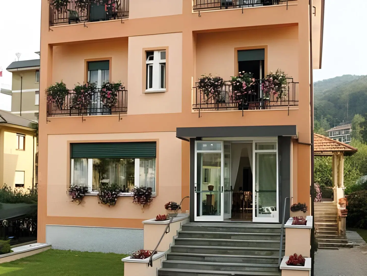 Villa Mon Toc EXTERIOR