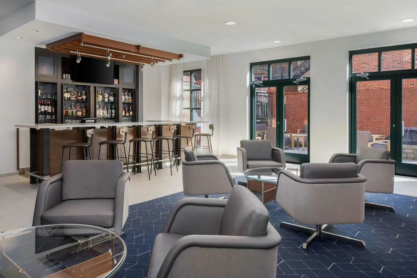Courtyard by Marriott Chattanooga Downtown Bar