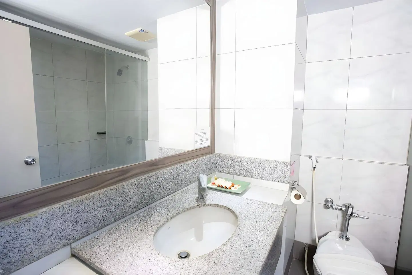 The Sea Breeze Jomtien Resort Badezimmer