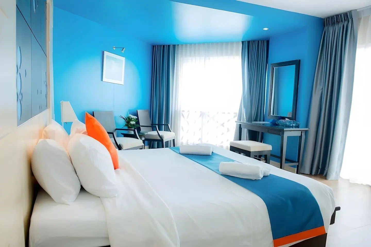 The Sea Breeze Jomtien Resort ROOM_EXAMPLE