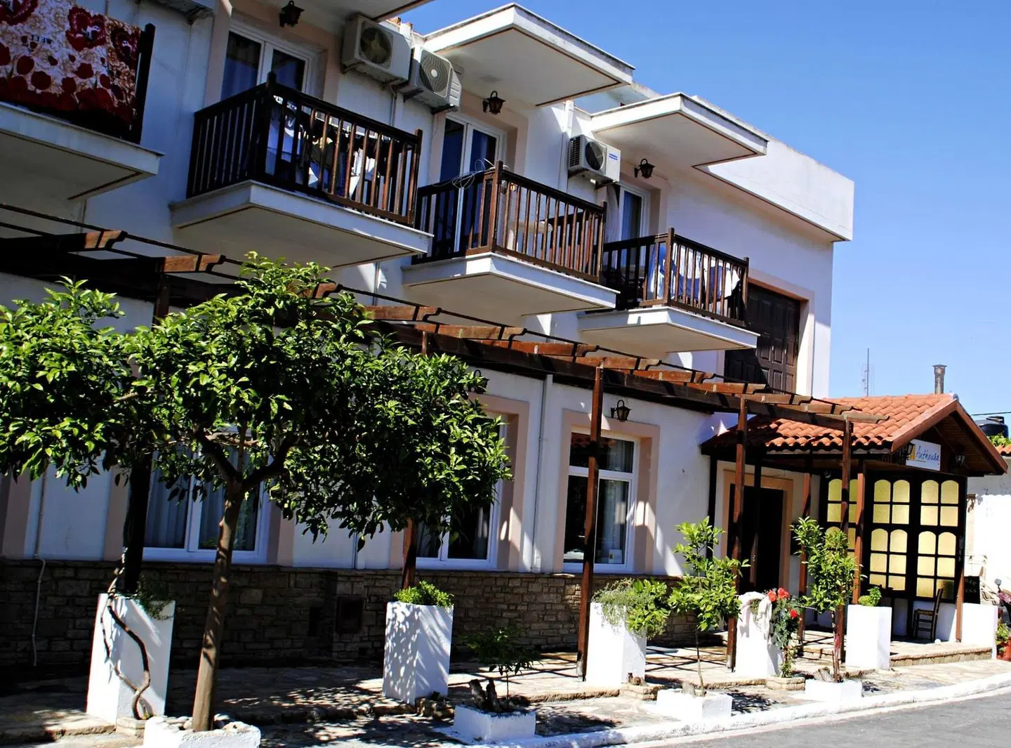 Hotel Anthousa EXTERIOR