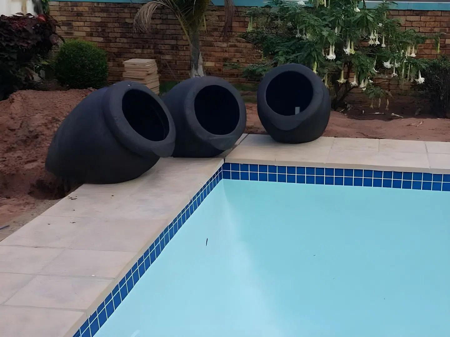 34 on Milkwood OUTDOOR_POOL