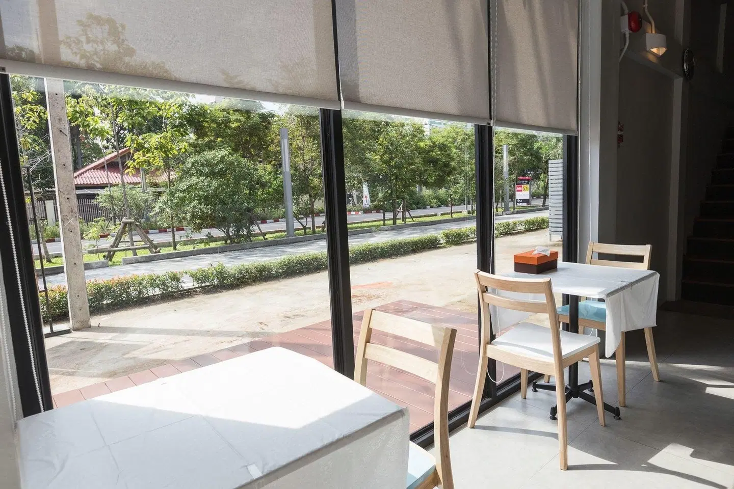 Siam Stadium Hostel Terrasse