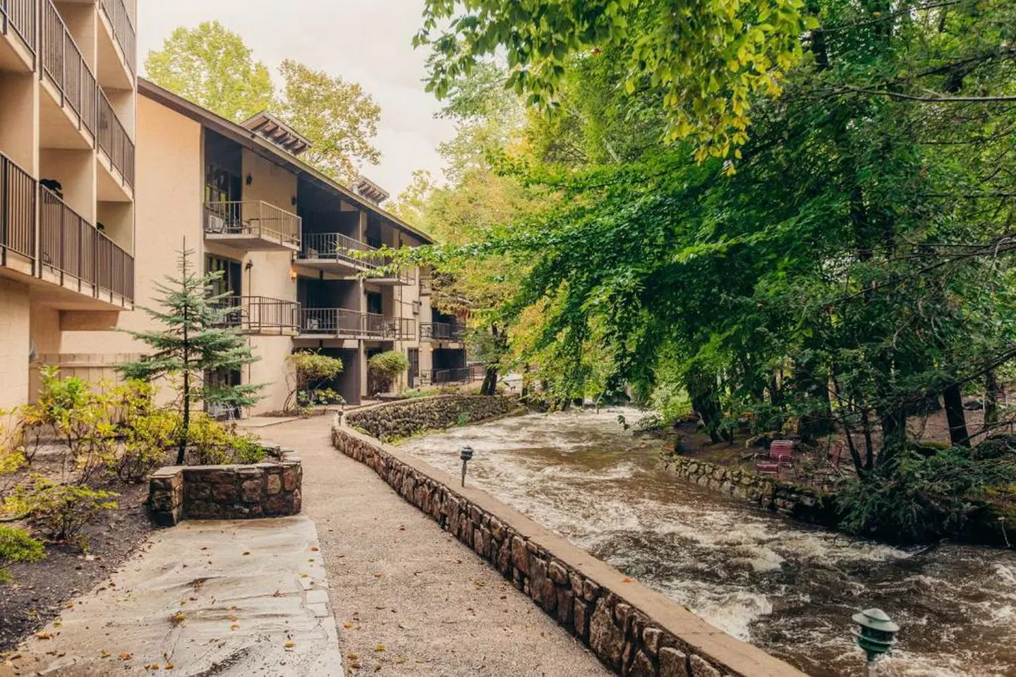 The Brookside Resort By FairBridge LANDSCAPE