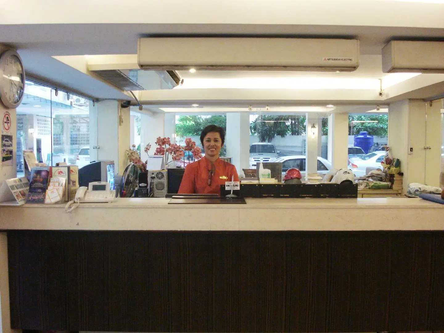 LK Mansion Bar